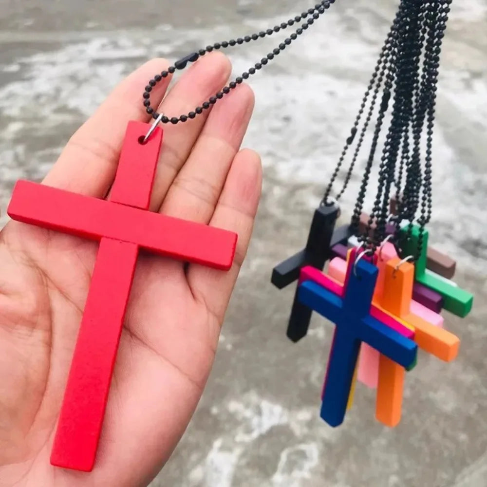 Fashion Punk Gothic Wood Cross Pendant Necklace for Women Men Halloween Vintage Black Hip Hop Y2K Accessories Party Jewelry Gift