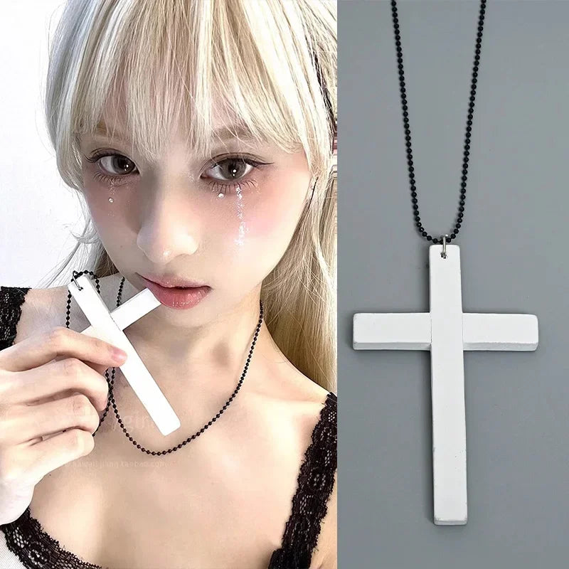 Fashion Punk Gothic Wood Cross Pendant Necklace for Women Men Halloween Vintage Black Hip Hop Y2K Accessories Party Jewelry Gift